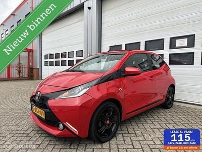 Occasion Toyota Aygo X-clusiv 69 PK (50 kW) 2015 Rood Hatchback
