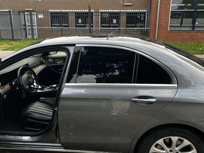 Mercedes E200