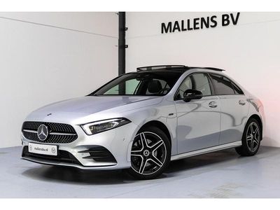 Grijs Gebruikt 2020 Mercedes A250 Business Sedan | € 29.950 (Iets duurder)