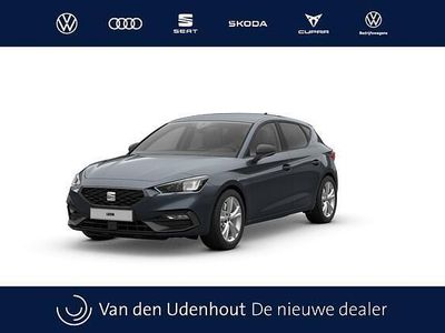 Blauw Nieuw 2025 Seat Leon Style Stationwagen | € 37.324 (Goede deal)