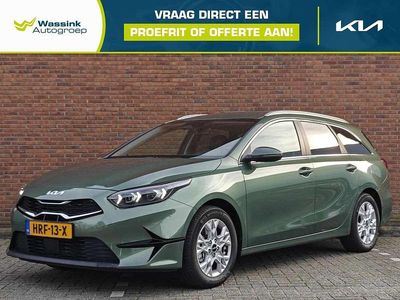 Groen (metallic) Occasion 2025 Kia Ceed Sportswagon Stationwagen | € 30.990 (Duur)