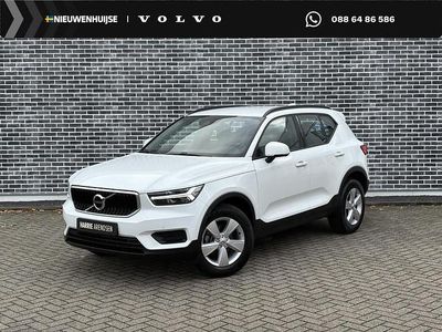 Wit Gebruikt 2020 Volvo XC40 Momentum SUV | € 26.899