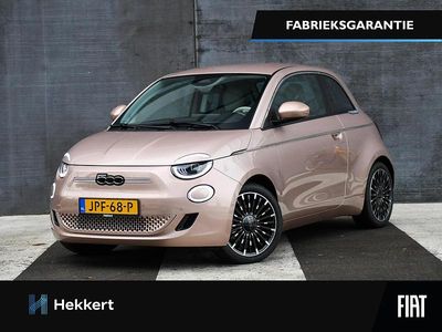 Nieuw Fiat 500e La Prima 86 kW (118 PK) 2025 Rood Hatchback