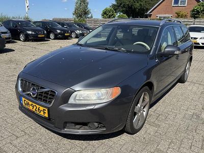 Grijs Gebruikt 2009 Volvo V70 Summum Stationwagen | € 3.999
