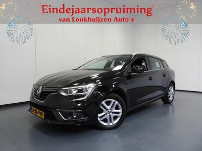 Zwart Gebruikt 2020 Renault Mégane GrandTour Zen Stationwagen | € 16.340 (Eerlijke prijs)