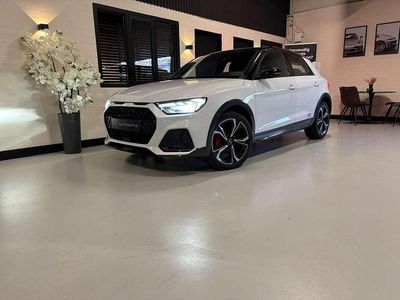 Wit Gebruikt 2022 Audi A1 S-Line Hatchback | € 27.950 (Iets duurder)