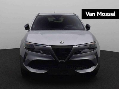 Nieuw 2025 Alfa Romeo Junior Edizione Speciale SUV | € 37.650