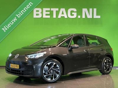 Grijs Occasion 2021 VW ID.3 Pro Hatchback | € 16.999 (Goede deal)
