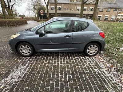 Grijs Gebruikt 2007 Peugeot 207 Hatchback | € 700 (Eerlijke prijs)