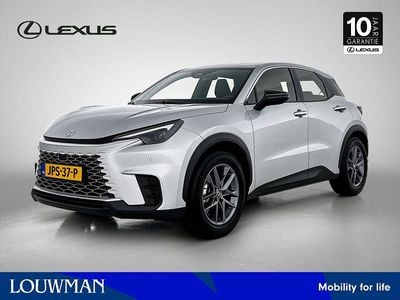 Grijs Gebruikt 2025 Lexus LBX Business Edition SUV | € 35.950 (Eerlijke prijs)