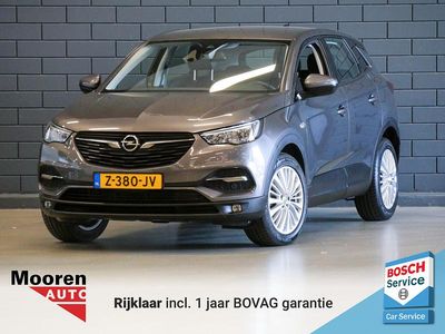 Grijs Occasion 2024 Opel Grandland X Innovation SUV | € 14.950