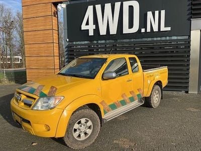 Geel Gebruikt 2006 Toyota HiLux Pickup | € 9.495
