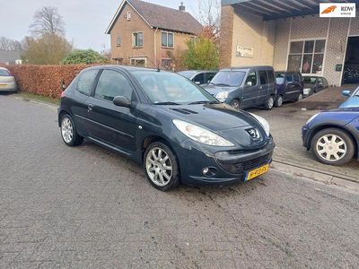 Grijs Occasion 2010 Peugeot 206 Hatchback | € 1.799 (Goede deal)