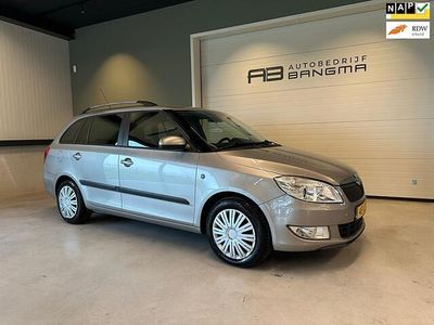 Beige (metallic) Occasion 2010 Skoda Fabia GreenLine Stationwagen | € 2.250 (Eerlijke prijs)