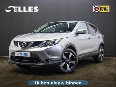 Grijs (metallic) Gebruikt 2015 Nissan Qashqai 360º SUV | € 12.795 (Eerlijke prijs)