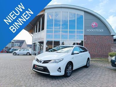 tweedehands Toyota Auris Touring Sports 1.8 Hybrid executive