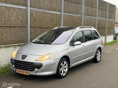 Grijs Gebruikt 2005 Peugeot 307 Stationwagen | € 2.450 (Iets duurder)