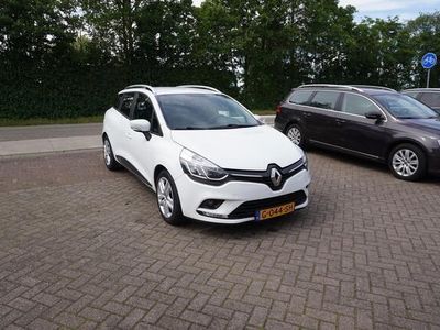 tweedehands Renault Clio IV Estate 0.9 TCe Zen NAVI CRUISE APPLE CARPLAY