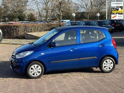 tweedehands Hyundai i10 1.1 i-Drive Coolbj.2011kleur:blauwnieuw modela