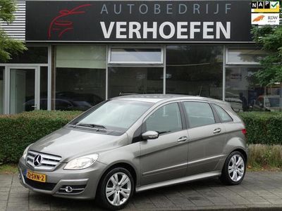 tweedehands Mercedes B170 - AUTOMAAT - AIRCO - DEALER ONDERH - MULTI STUUR -