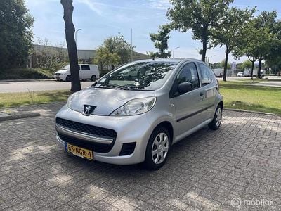Grijs Gebruikt 2010 Peugeot 107 Hatchback | € 1.950 (Eerlijke prijs)