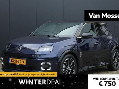 Blauw Occasion 2024 Renault 5 E-Tech Iconic Hatchback | € 31.940
