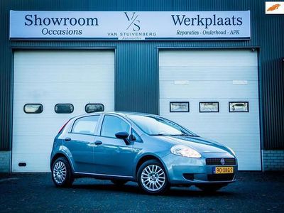 Grijs Gebruikt 2012 Fiat Grande Punto Hatchback | € 4.250 (Iets duurder)