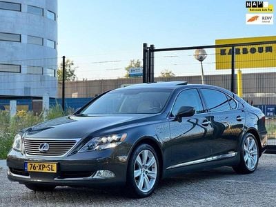 Bruin, metallic lak Occasion 2007 Lexus LS600 President Line Sedan | € 19.950