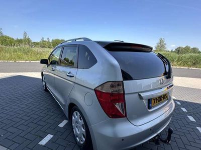 Honda FR-V