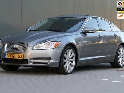 Grijs (metallic) Gebruikt 2010 Jaguar XF Portfolio Sedan | € 9.940 (Eerlijke prijs)