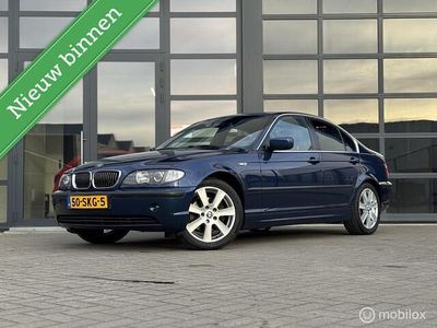 Blauw Occasion 2004 BMW 325 Comfort Edition Sedan | € 5.950 (Eerlijke prijs)