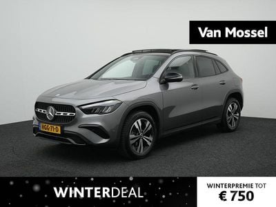 Grijs Occasion 2023 Mercedes GLA250 Business SUV | € 40.900 (Goede deal)
