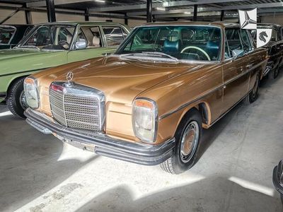 Geel Gebruikt 1972 Mercedes 250 Coupé | € 29.950