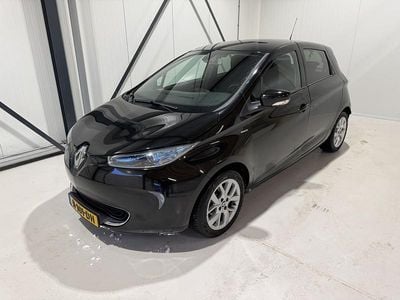 Zwart Occasion 2022 Renault Zoe Iconic Hatchback | € 6.990