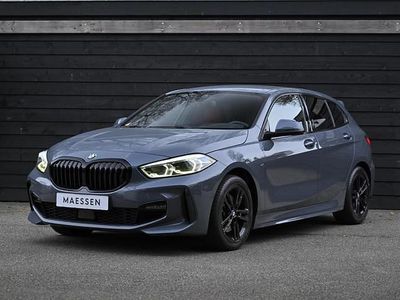 Grijs (metallic) Gebruikt 2020 BMW 118 Executive Hatchback | € 22.950 (Eerlijke prijs)