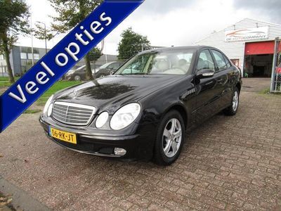 tweedehands Mercedes E200 K. Classic 3e Eigenaar Dealer Onderhouden