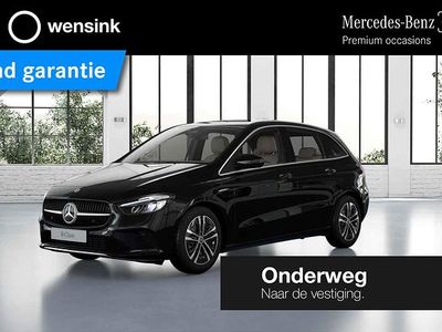 Zwart Occasion 2024 Mercedes B250e Luxury MPV | € 38.850 (Eerlijke prijs)