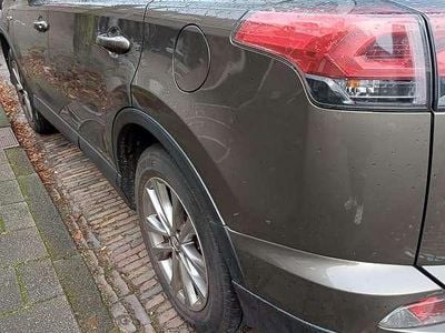 Bruin Occasion 2017 Toyota RAV4 MPV | € 22.500 (Goede deal)