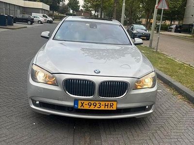 BMW 740