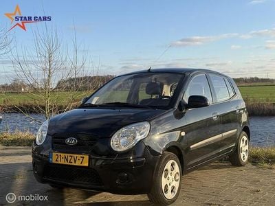 Zwart Gebruikt 2011 Kia Picanto Hatchback | € 2.950 (Eerlijke prijs)