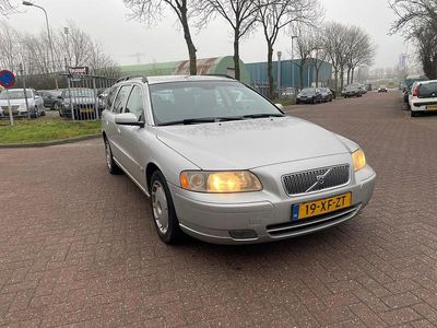 Grijs Gebruikt 2006 Volvo V70 Stationwagen | € 750