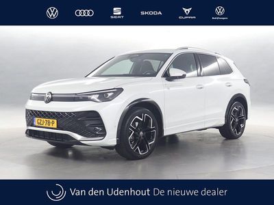 Wit Occasion 2025 VW Tiguan R-line Edition SUV | € 49.440 (Iets duurder)