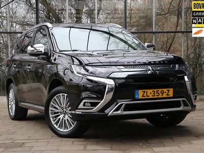 Occasion Mitsubishi Outlander P-HEV Instyle 135 PK (99 kW) 2019 Zwart SUV