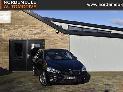 Zwart Gebruikt 2016 BMW 225 M Sport MPV | € 9.900 (Super prijs)