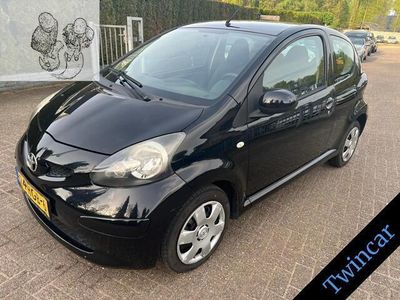 tweedehands Toyota Aygo 1.0-12V + 3DRS 97000 KM NAP