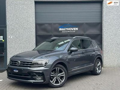 Grijs Gebruikt 2020 VW Tiguan R-line SUV | € 27.450 (Goede deal)