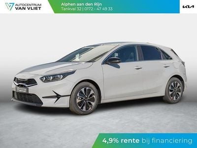 Nieuw Kia Ceed GT-Line 101 PK (74 kW) 2025 Wolf grey Hatchback