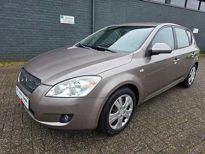 Occasion 2007 Kia Ceed Hatchback | € 1.425 (Eerlijke prijs)
