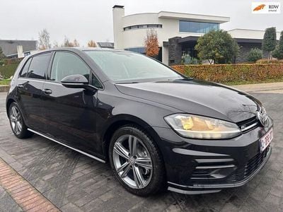 Zwart Occasion 2018 VW Golf VII Highline Hatchback | € 9.950 (Eerlijke prijs)