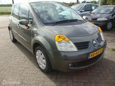 Groen Occasion 2005 Renault Modus Authentique MPV | € 1.895 (Eerlijke prijs)